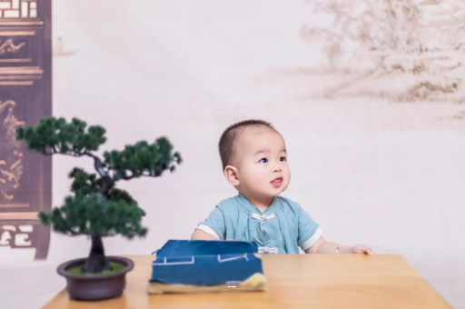 克孜勒苏柯尔克孜孕妇几个月有反应